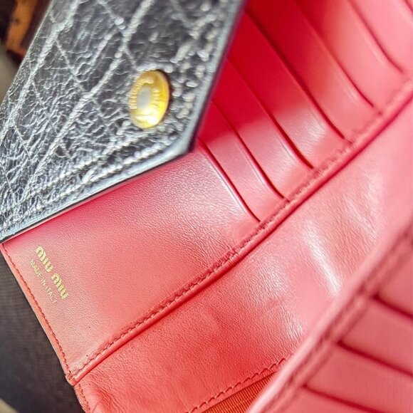 Miu Miu Croc-Embossed Long Wallet - Picture 7 of 10